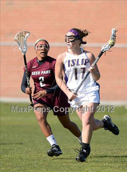 Thumbnail 2 in Deer Park @ Islip photogallery.