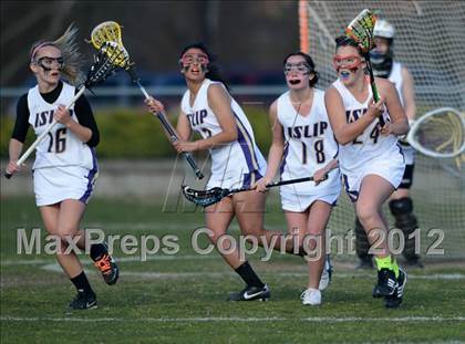 Thumbnail 2 in Deer Park @ Islip photogallery.