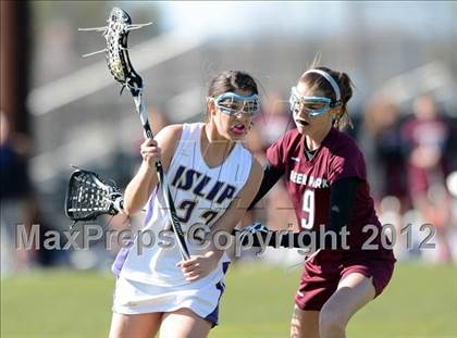 Thumbnail 1 in Deer Park @ Islip photogallery.