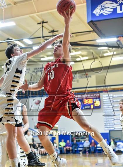 Thumbnail 2 in Charleston vs. Harding Academy (AAA 3A Round Two) photogallery.