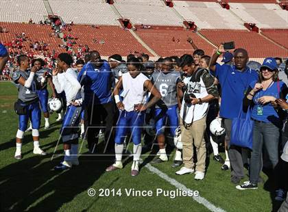 Thumbnail 1 in Los Angeles vs. Monroe (CIF L.A. City Section D3 Final) photogallery.