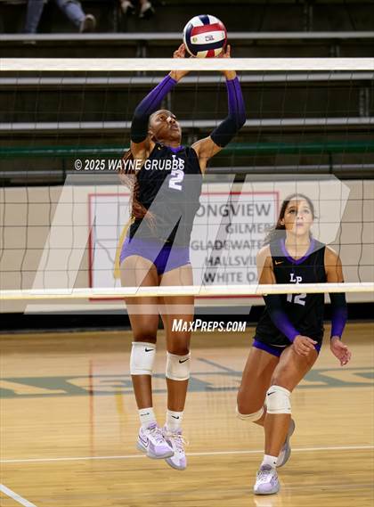 Thumbnail 3 in White Oak @ Lufkin photogallery.