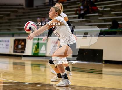 Thumbnail 3 in White Oak @ Lufkin photogallery.