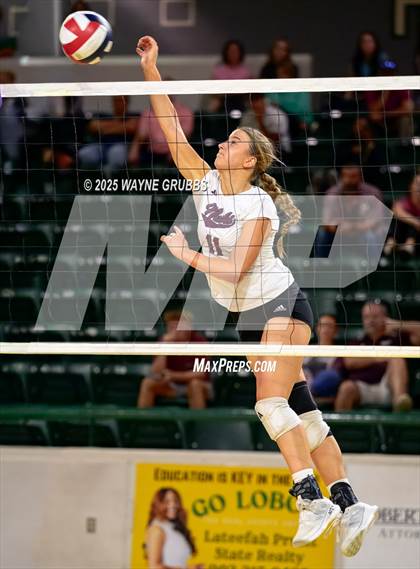 Thumbnail 1 in White Oak @ Lufkin photogallery.
