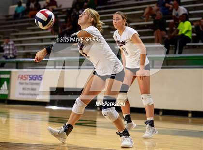 Thumbnail 3 in White Oak @ Lufkin photogallery.