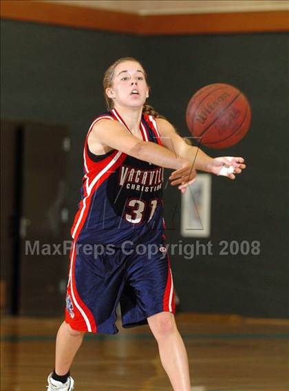Thumbnail 2 in Vacaville Christian vs. Calaveras (Claude Brock Memorial) photogallery.