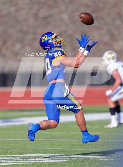 Thumbnail 1 in Bushland vs. Brock photogallery.