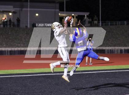 Thumbnail 3 in Bushland vs. Brock photogallery.