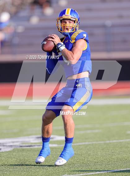 Thumbnail 1 in Bushland vs. Brock photogallery.