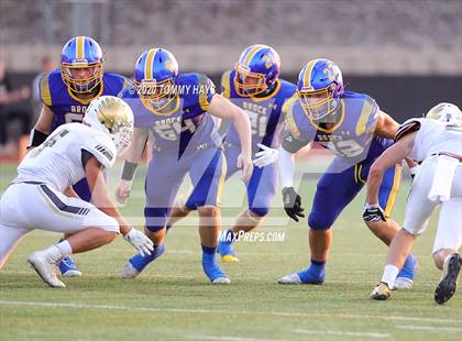 Thumbnail 2 in Bushland vs. Brock photogallery.
