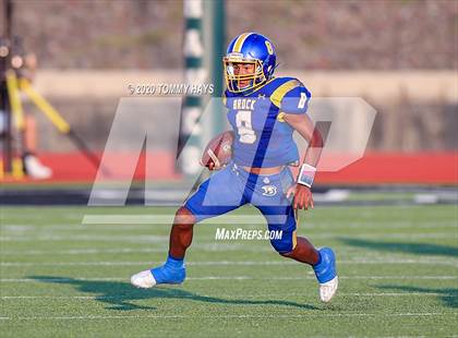 Thumbnail 2 in Bushland vs. Brock photogallery.