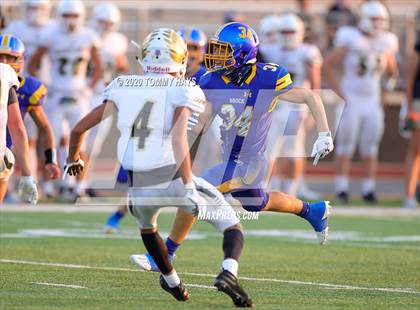 Thumbnail 2 in Bushland vs. Brock photogallery.
