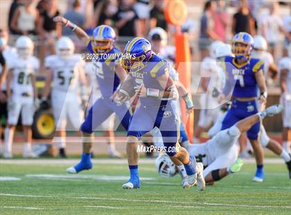 Thumbnail 1 in Bushland vs. Brock photogallery.