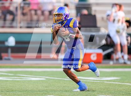 Thumbnail 3 in Bushland vs. Brock photogallery.