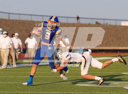 Thumbnail 2 in Bushland vs. Brock photogallery.