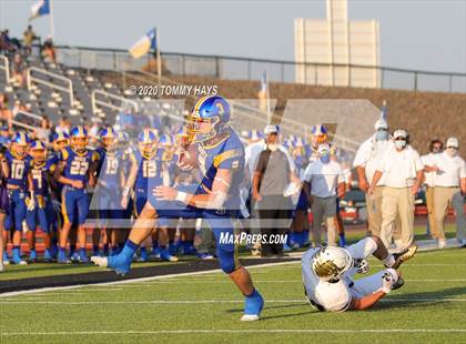 Thumbnail 1 in Bushland vs. Brock photogallery.