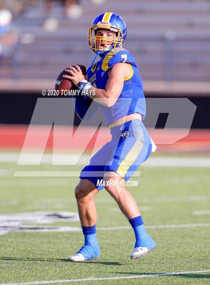 Thumbnail 2 in Bushland vs. Brock photogallery.