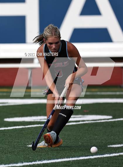 Thumbnail 1 in Charlotte Catholic vs  Mount Notre Dame (Scrimmage) photogallery.