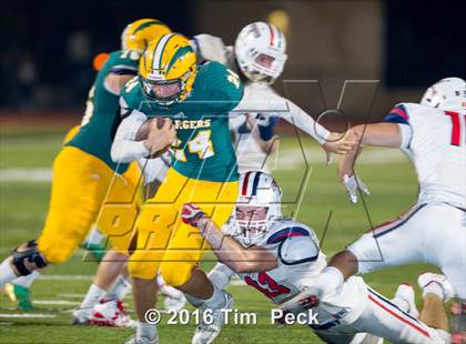 Thumbnail 2 in Edison vs. Tesoro photogallery.