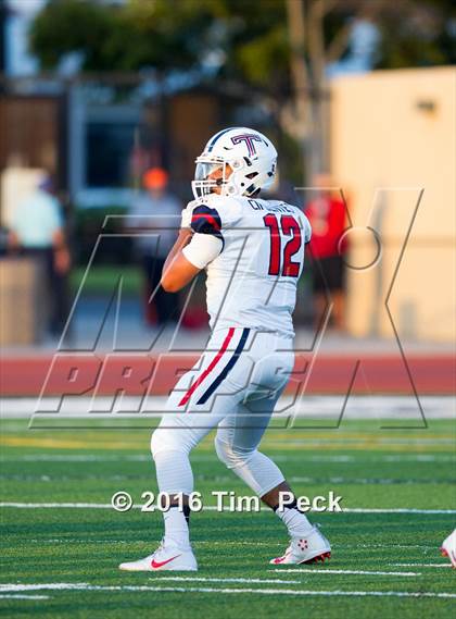Thumbnail 2 in Edison vs. Tesoro photogallery.