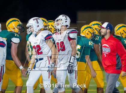 Thumbnail 3 in Edison vs. Tesoro photogallery.