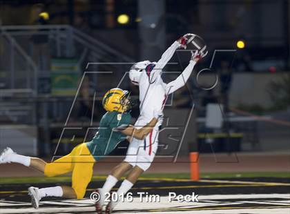 Thumbnail 3 in Edison vs. Tesoro photogallery.