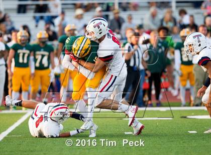 Thumbnail 3 in Edison vs. Tesoro photogallery.
