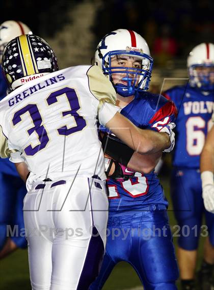 Thumbnail 3 in Karns City vs. Kane (PIAA District 9 Class AA Final) photogallery.