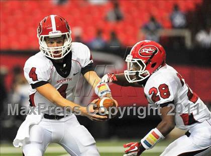 Thumbnail 2 in McEachern vs. North Gwinnett (Corky Kell Classic) photogallery.