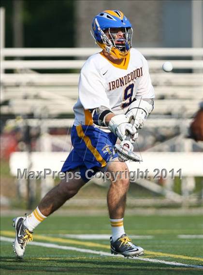 Thumbnail 3 in Irondequoit vs. Jamesville-DeWitt (NYSPHSAA Class B Semifinal) photogallery.