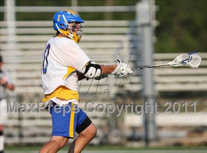 Thumbnail 3 in Irondequoit vs. Jamesville-DeWitt (NYSPHSAA Class B Semifinal) photogallery.