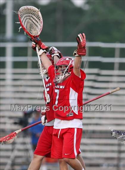 Thumbnail 3 in Irondequoit vs. Jamesville-DeWitt (NYSPHSAA Class B Semifinal) photogallery.