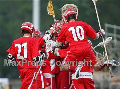 Thumbnail 2 in Irondequoit vs. Jamesville-DeWitt (NYSPHSAA Class B Semifinal) photogallery.