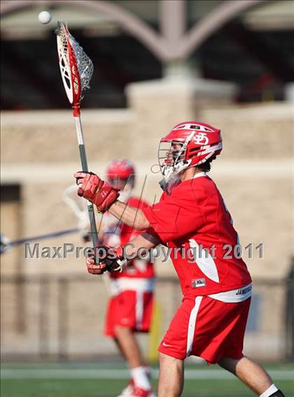 Thumbnail 1 in Irondequoit vs. Jamesville-DeWitt (NYSPHSAA Class B Semifinal) photogallery.