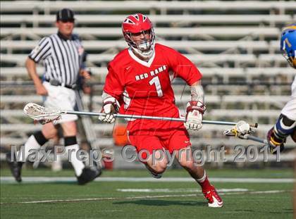 Thumbnail 1 in Irondequoit vs. Jamesville-DeWitt (NYSPHSAA Class B Semifinal) photogallery.