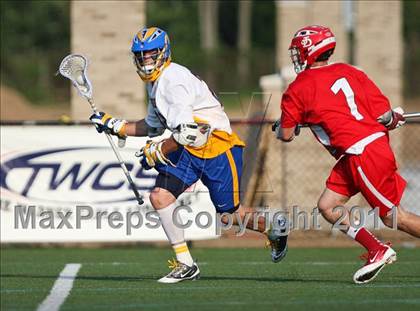 Thumbnail 2 in Irondequoit vs. Jamesville-DeWitt (NYSPHSAA Class B Semifinal) photogallery.