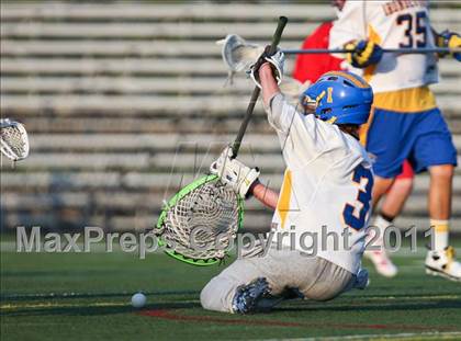 Thumbnail 2 in Irondequoit vs. Jamesville-DeWitt (NYSPHSAA Class B Semifinal) photogallery.
