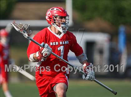 Thumbnail 2 in Irondequoit vs. Jamesville-DeWitt (NYSPHSAA Class B Semifinal) photogallery.