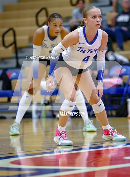 Thumbnail 3 in Oak Ridge vs College Park photogallery.