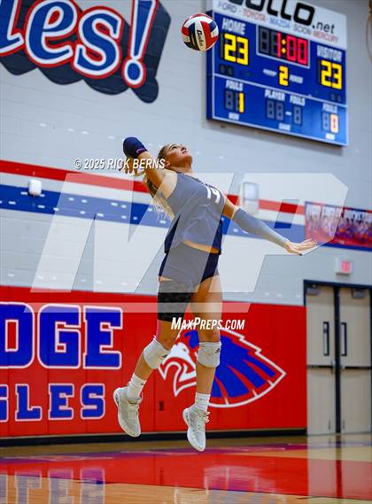 Thumbnail 3 in Oak Ridge vs College Park photogallery.