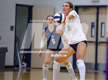 Thumbnail 2 in Oak Ridge vs College Park photogallery.