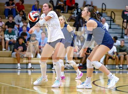 Thumbnail 1 in Oak Ridge vs College Park photogallery.