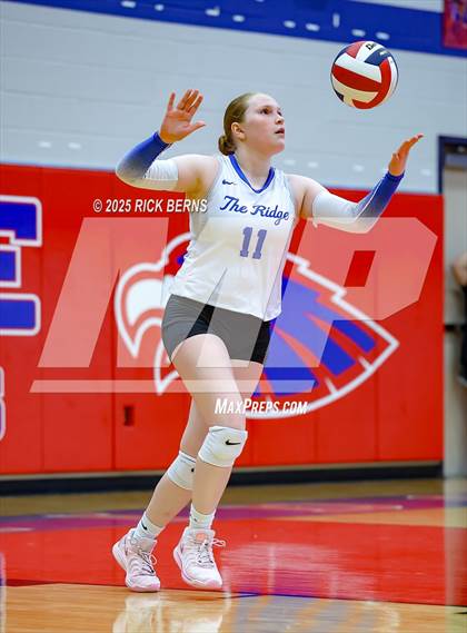 Thumbnail 3 in Oak Ridge vs College Park photogallery.