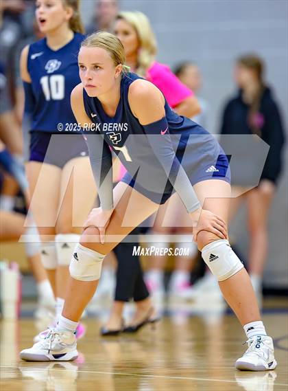 Thumbnail 3 in Oak Ridge vs College Park photogallery.
