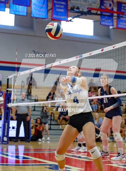 Thumbnail 1 in Oak Ridge vs College Park photogallery.