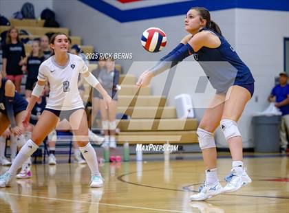 Thumbnail 1 in Oak Ridge vs College Park photogallery.