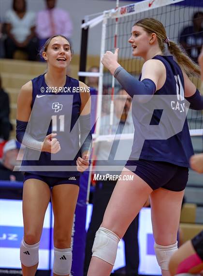 Thumbnail 2 in Oak Ridge vs College Park photogallery.