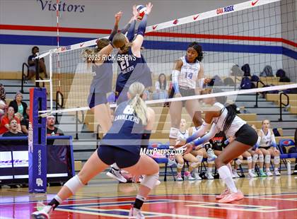 Thumbnail 2 in Oak Ridge vs College Park photogallery.