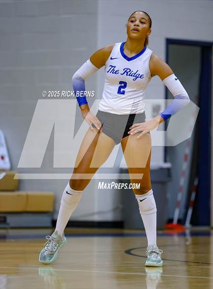 Thumbnail 2 in Oak Ridge vs College Park photogallery.