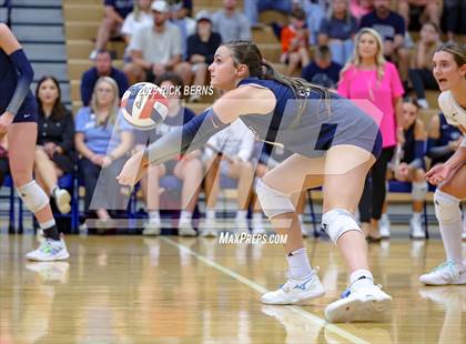 Thumbnail 1 in Oak Ridge vs College Park photogallery.